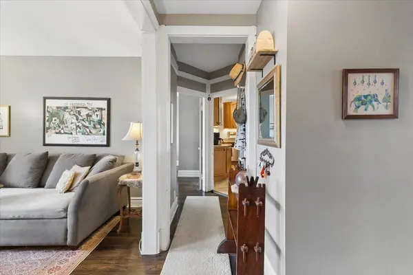 1243 W Thorndale AVE #2E, Chicago, IL 60660