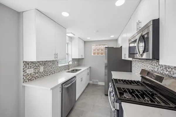 5153 S Oak Park AVE, Chicago, IL 60638