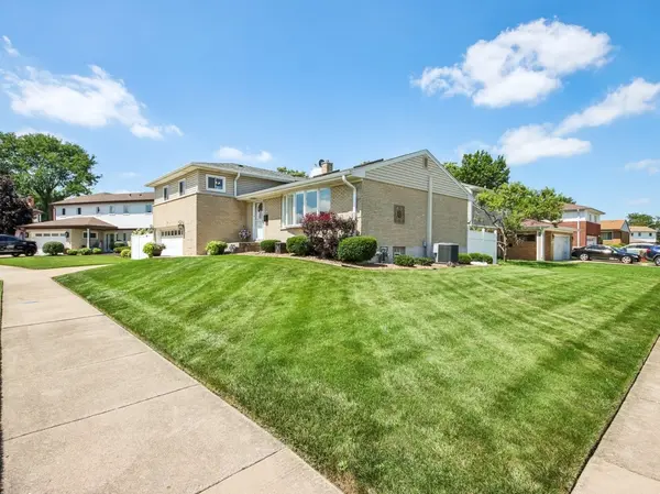 1580 Grant AVE, Melrose Park, IL 60160