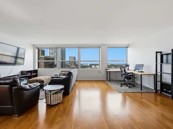 5532 S South Shore DR #19F, Chicago, IL 60637