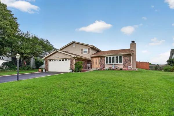 196 Sunshine DR, Bolingbrook, IL 60490