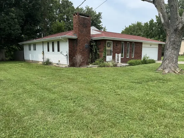13361 State Highway 37 HWY, Benton, IL 62812