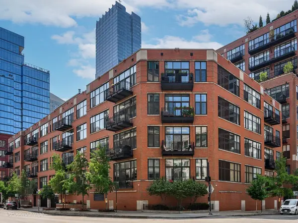 333 W HUBBARD ST #904, Chicago, IL 60654