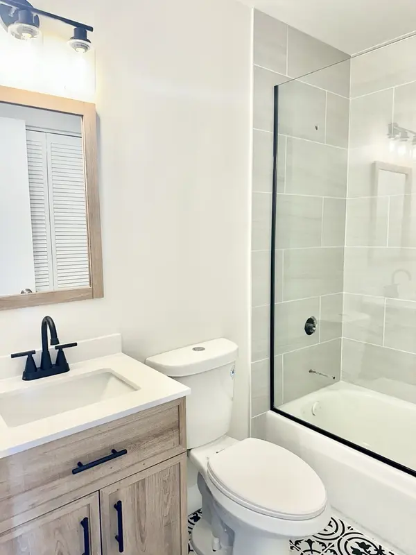 3008 W 23rd ST #3B, Chicago, IL 60623