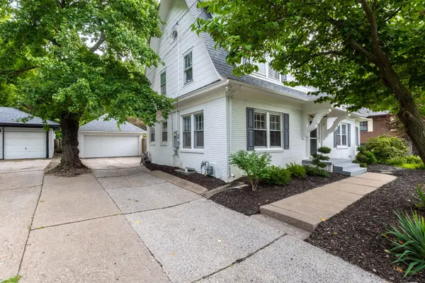327 McClellan BLVD, Davenport, IA 52803