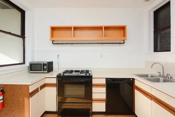 1309 W NEWPORT AVE #2, Chicago, IL 60657