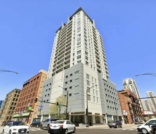330 W Grand AVE #P-13, Chicago, IL 60654