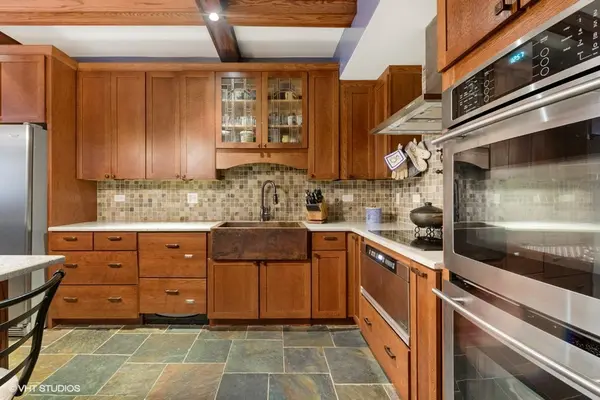 844 W Agatite AVE #2W, Chicago, IL 60640