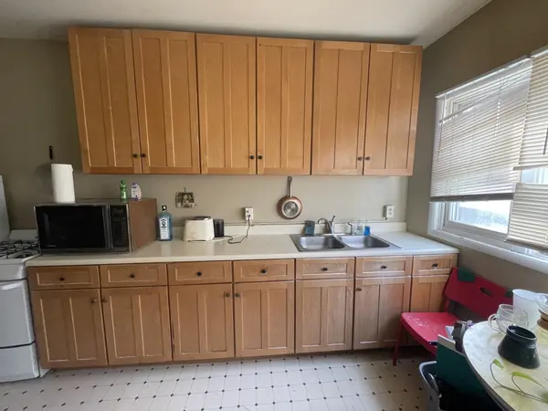 1013 W Church ST, Champaign, IL 61821