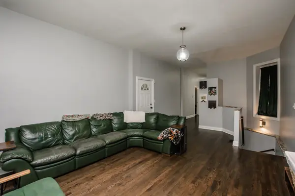 735 E 50th ST #2, Chicago, IL 60615