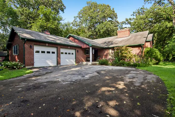 9017 Wildrose LN, Marengo, IL 60152