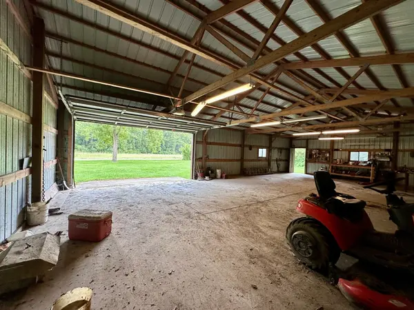 895 Thenius RD, Sparland, IL 61565