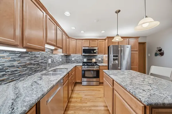 8129 Bob O Link RD, Orland Park, IL 60462