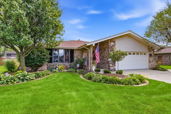 8129 Bob O Link RD, Orland Park, IL 60462