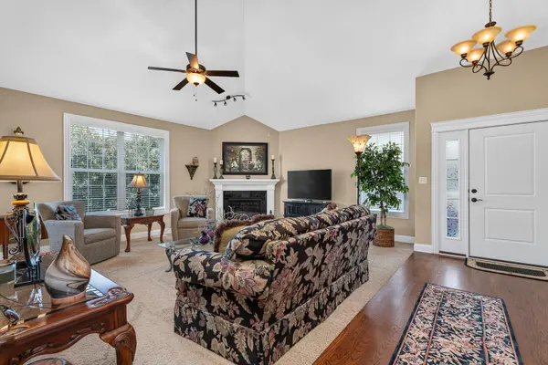 16525 TIMBER TRL, Orland Park, IL 60467