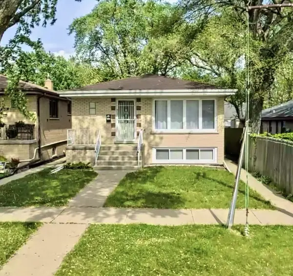 8037 Natchez AVE, Burbank, IL 60459