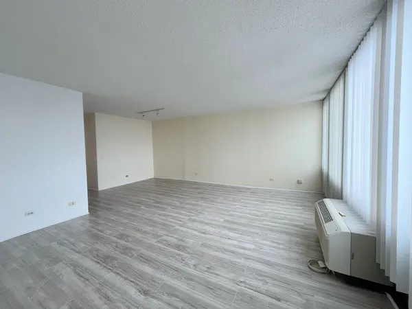 5320 N Sheridan RD #2110, Chicago, IL 60640