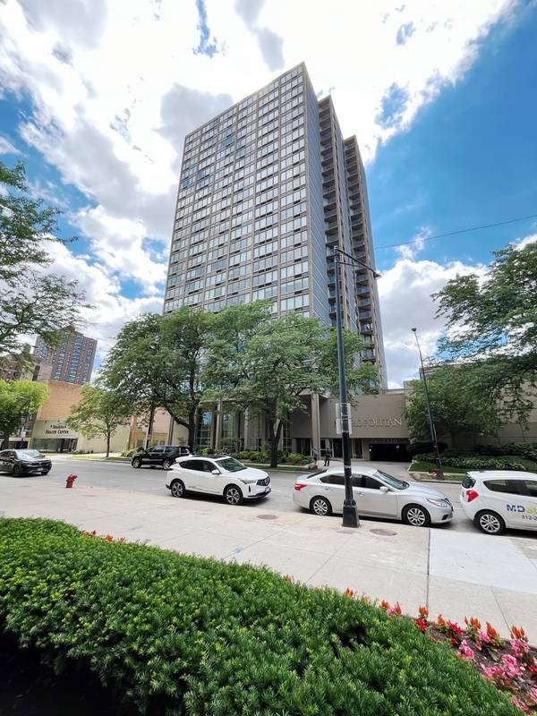 5320 N Sheridan RD #2110, Chicago, IL 60640