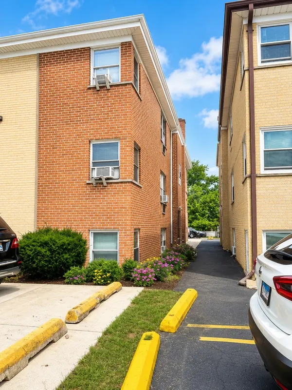 1670 N 1st AVE, Melrose Park, IL 60160