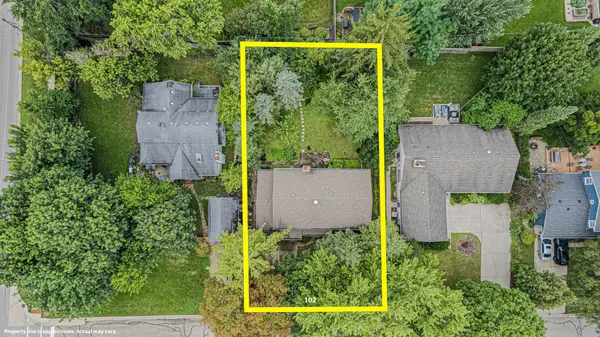 102 N Glendale AVE, Barrington, IL 60010