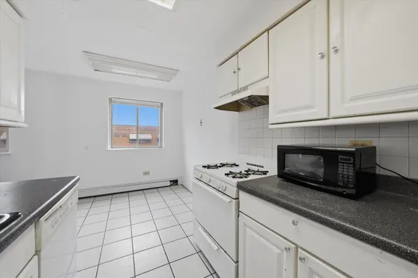 8343 S King DR #3B, Chicago, IL 60619