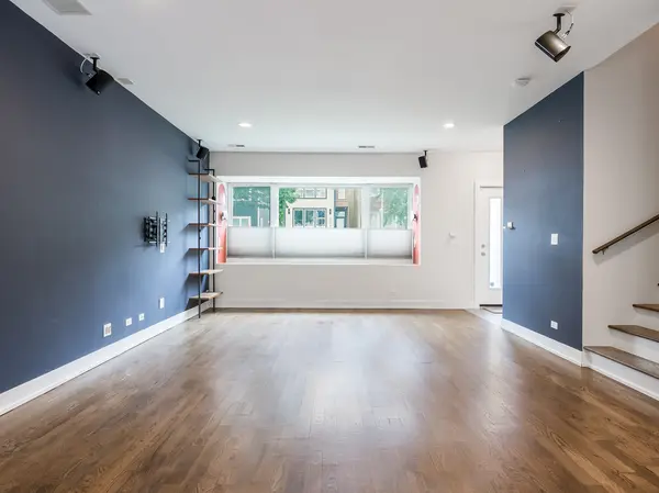 3573 W Wabansia AVE, Chicago, IL 60647