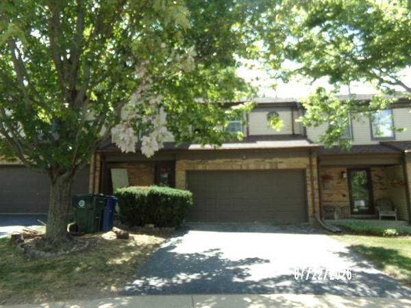 11 Oxford CT, Algonquin, IL 60102