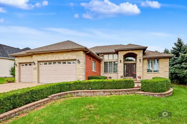 16609 Sterling DR, Lemont, IL 60439