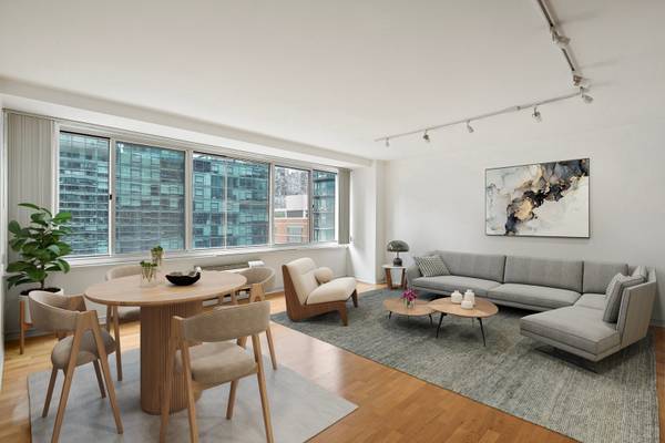 211 E Ohio ST #2118, Chicago, IL 60611