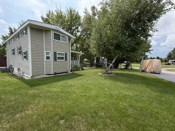 2795 E 28th Lot 1087 RD, Seneca, IL 61360