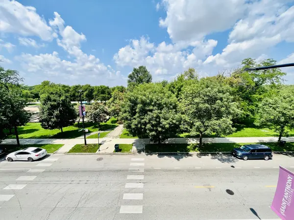 2752 W 14 ST, Chicago, IL 60608
