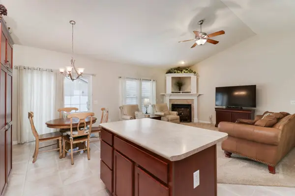 2893 Benson LN, Normal, IL 61761
