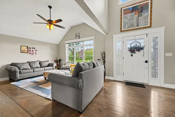 22620 Hunters TRL, Frankfort, IL 60423