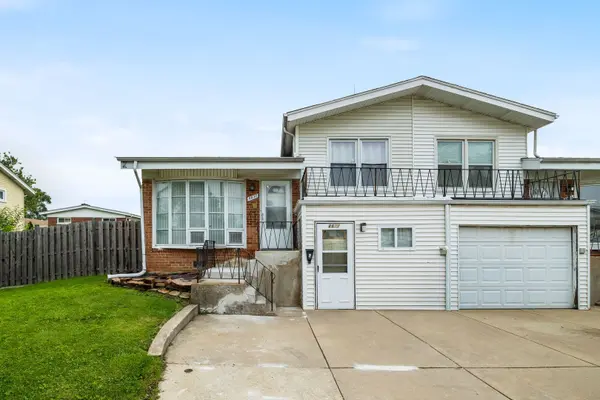 8837 Robin DR, Des Plaines, IL 60016