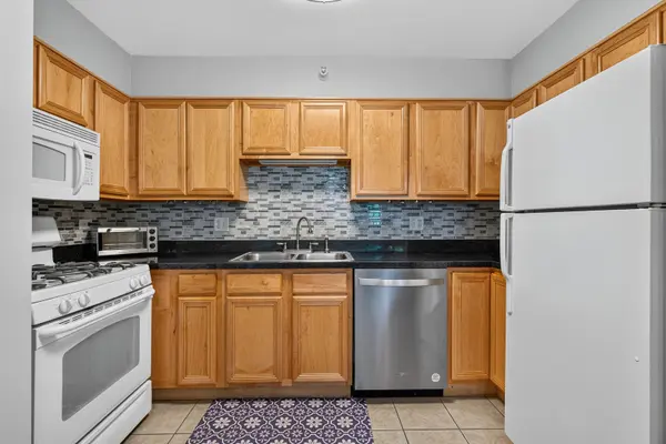 1011 Ashley CT S #2D, Lockport, IL 60441