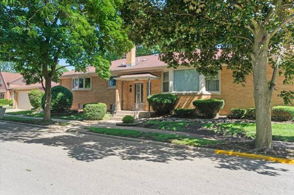 418 East End AVE, Hillside, IL 60162