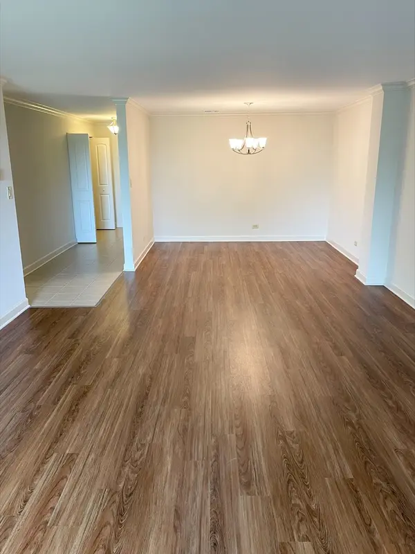 1755 lake cook RD #220, Highland Park, IL 60035