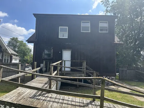 13816 S Wabash AVE, Riverdale, IL 60827