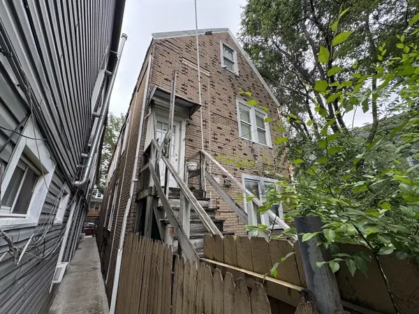 4324 S Hermitage AVE, Chicago, IL 60609