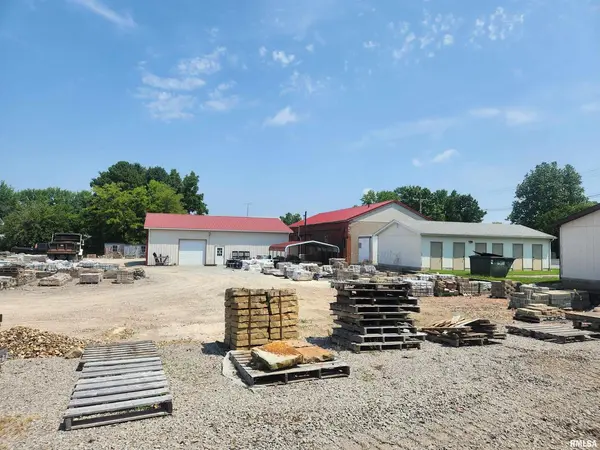 309 S Beaucoup ST, Pinckneyville, IL 62274