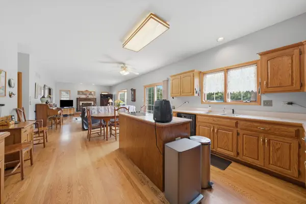 7651 Steeple Chase DR, Frankfort, IL 60423