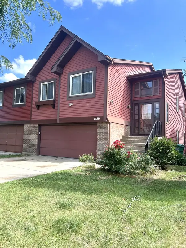 1420 Chippewa TRL, Wheeling, IL 60090