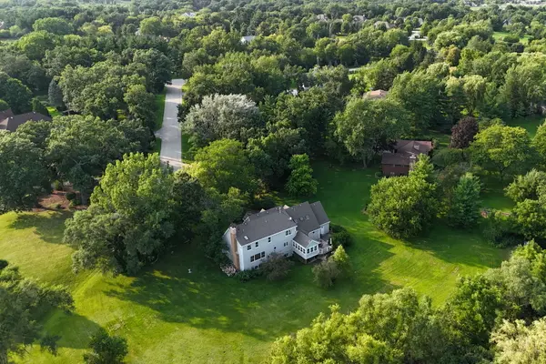 26425 N Pheasant RUN, Mundelein, IL 60060