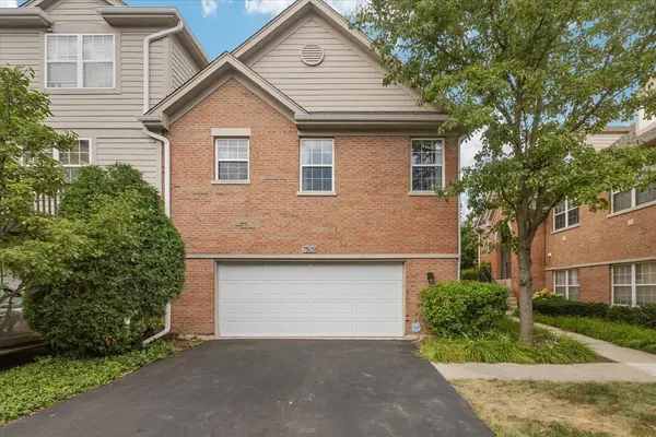 7509 Frontage RD, Skokie, IL 60077