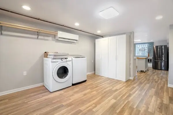 941 W 32nd ST, Chicago, IL 60608