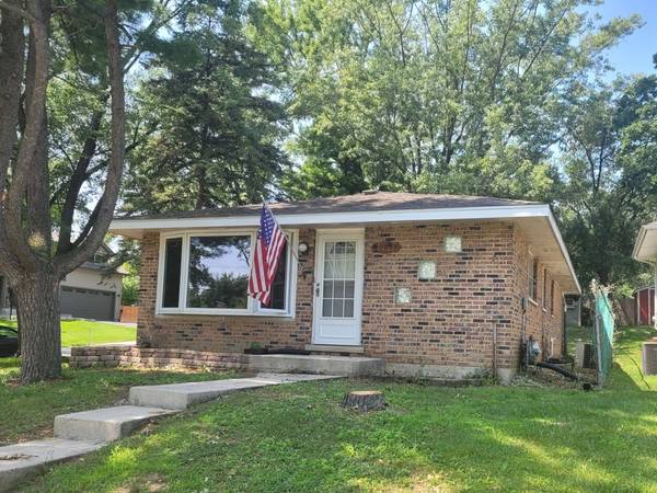 15948 Grove AVE, Oak Forest, IL 60452