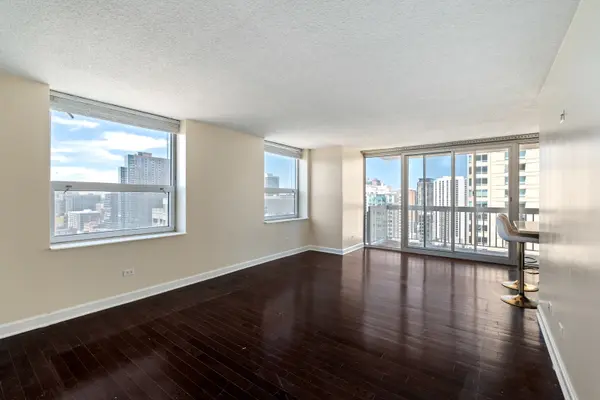 545 N Dearborn ST #2301, Chicago, IL 60654