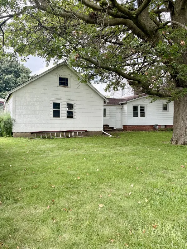 431 W Main ST, Bradford, IL 61421