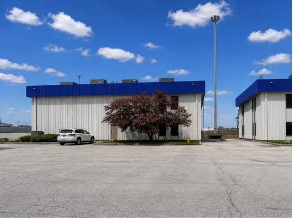 1905 Bernice RD, Lansing, IL 60438