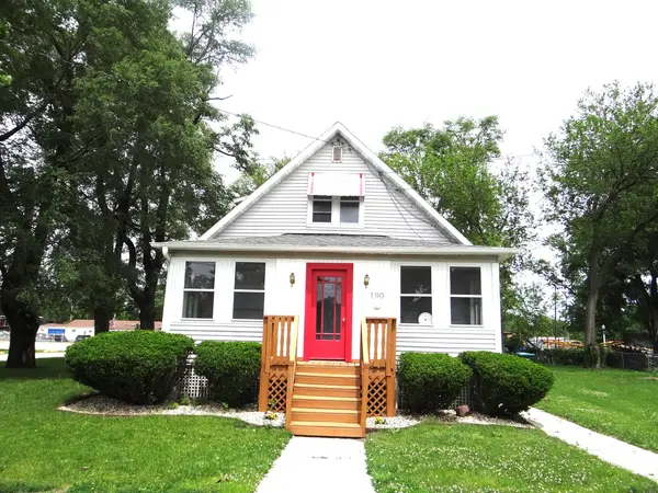 190 W Maple ST, Coal City, IL 60416